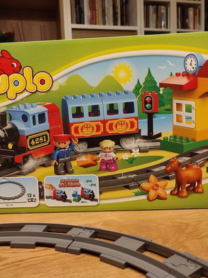 Lego Duplo Electric Train 10507 used, complete with instructions and box