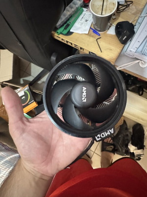 AMD Wraith CPU Cooler Socket AM4 like new