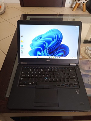 Dell Latitude E7450 i5 laptop like new, 8GB RAM, 128GB SSD, Windows 11