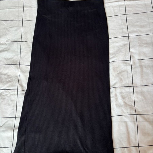 Black Ribbed Midi Skirt with Side Slit Stradivarius like new