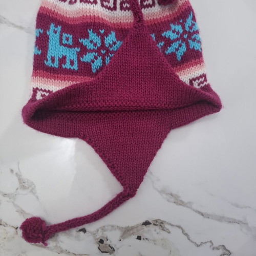 Handmade knit hat 39cm with Llama pattern from Peru like new, colorful