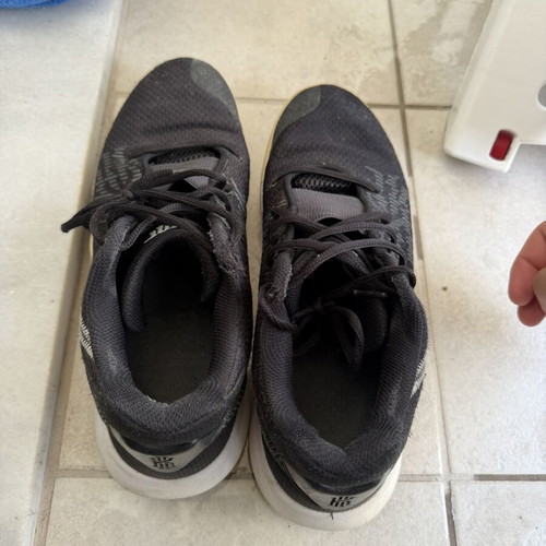 Nike men's athletic shoes size 44.5, black and grey