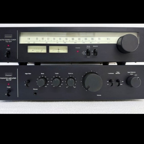 Sansui AU 117 and TU 217 amplifier and radio set like new, 1978