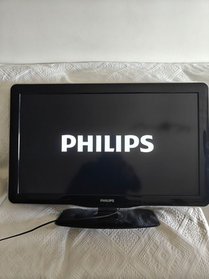 Philips τηλεόραση 32 ιντσών σαν καινούργια με το αυθεντικό τηλεκοντρόλ