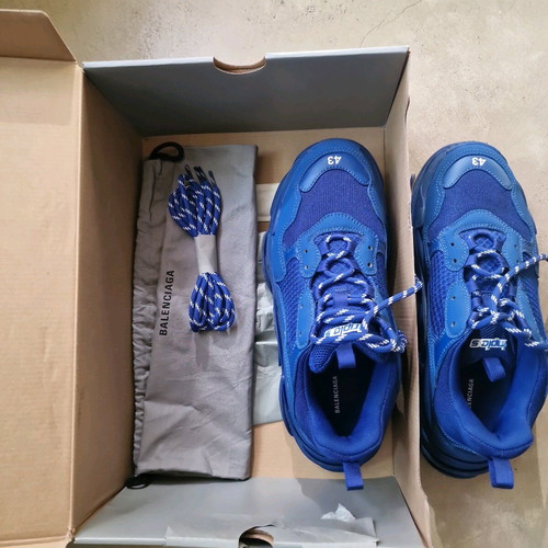 Balenciaga shoes size 43 blue like new