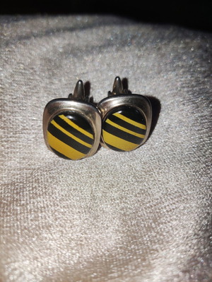 Μανικετόκουμπα vintage μεταχειρισμένα, ασημί με μαύρες και κίτρινες ρίγες