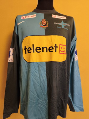 Mechelen goalkeeper jersey like new, size L authentic