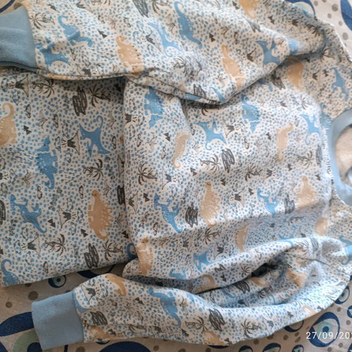Pajamas for 8 years used in good condition