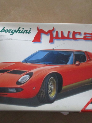 Lamborghini Miura Fujimi συναρμολογούμενο πλαστικό μοντέλο 1/20 limited edition