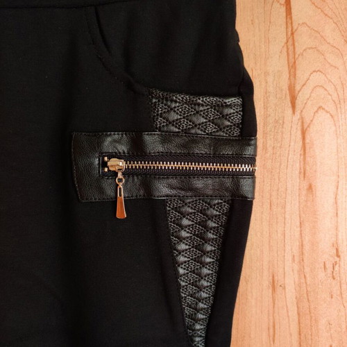 Black leggings medium with silver zippers and faux leather details like new