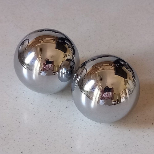 Metal Baoding Balls Pair new, polished alloy