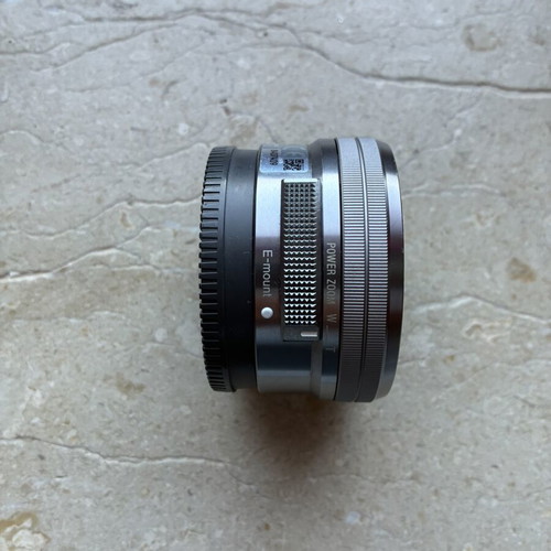 Sony A6000 mirrorless camera with lenses like new