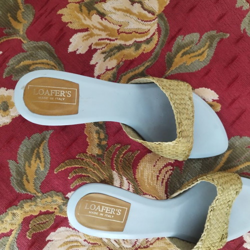 Italian leather sandals like new, woven, size 41, women's
