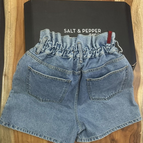 Salt & Pepper Jeans shorts like new, size S, blue