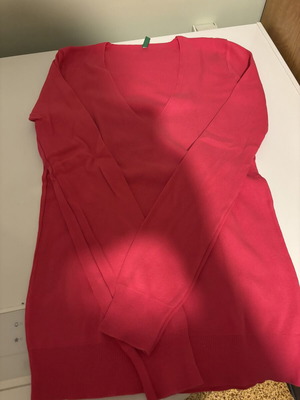Benetton long sleeve pink fuchsia blouse used, women's