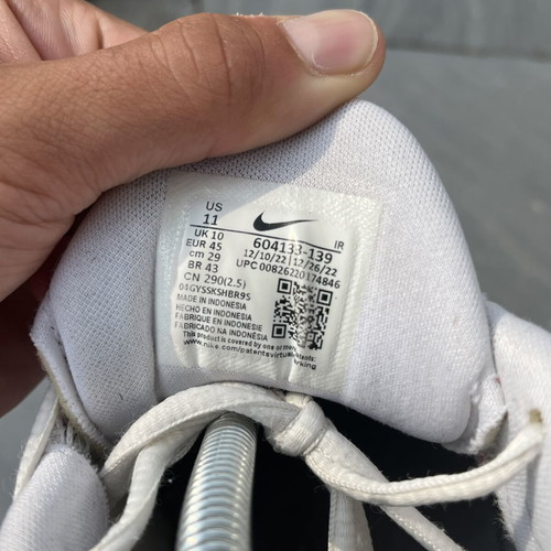 Nike Air Max Plus sneakers used, size 45, white