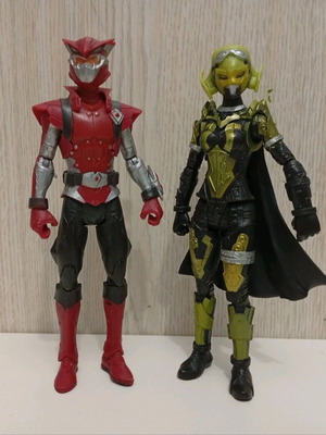 Hasbro Power Rangers Beast Morphers Evil Cybervillain Team Φιγούρες Δράσης Blaze & Roxy μεταχειρισμένες 2018