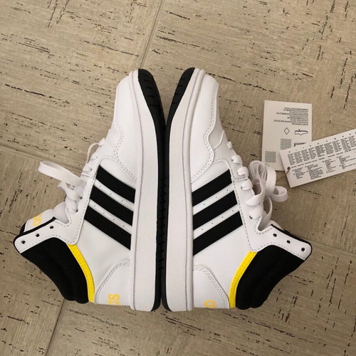 Adidas Hoops Mid 3.0 K kids athletic shoes new, size 32