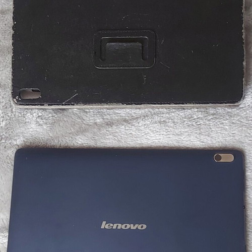 Lenovo A7600 tablet like new with bright screen and long battery