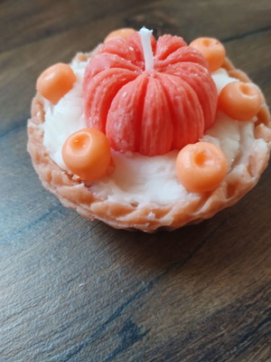 Scented pumpkin tart candle new handmade soy