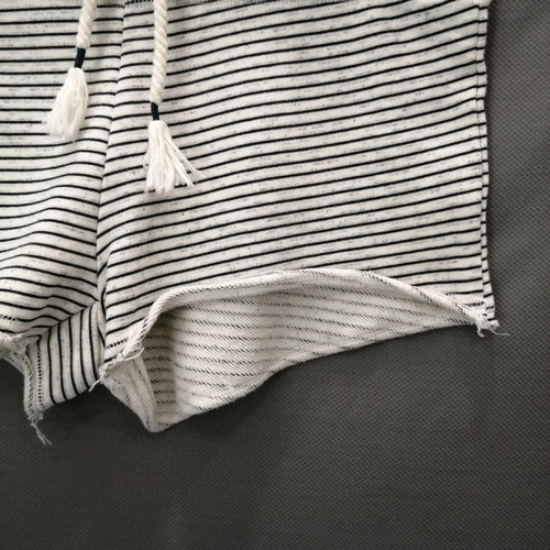 Bershka cotton shorts like new, size M, black and white