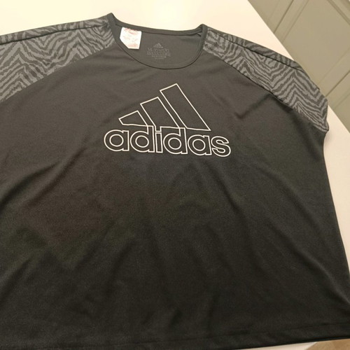 Adidas women's sports set like new, XS leggings, size 14-15 shirt