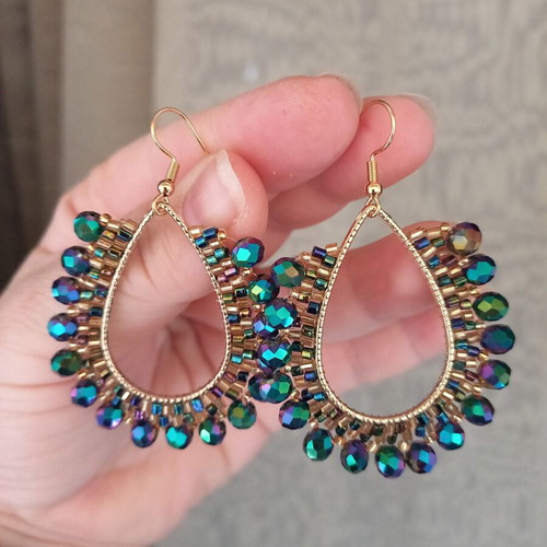 Handmade Tear Drop Earrings Peacock Gold and Green new