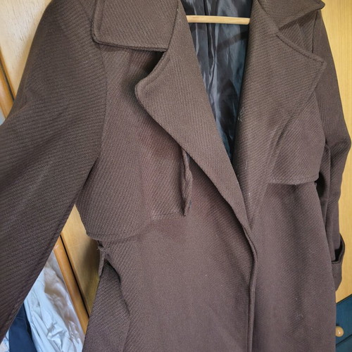 Brown coat styled in Italy, like new, size M