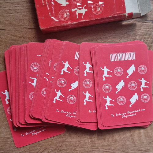Olympiakos playing cards like new from magazine