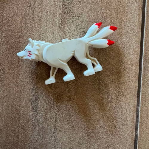 Lego Ninjago Akita and wolf minifigures