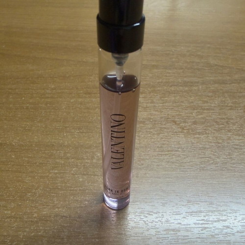 Valentino Donna Born In Roma Purple Melancholia Eau de Parfum 10 ml like new