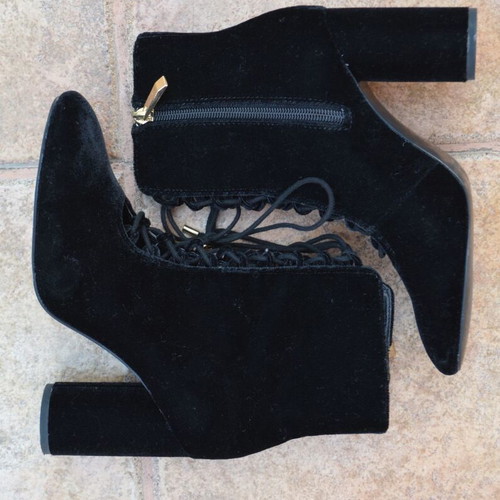 Zara velvet feel boots used, victorian goth style, size 37