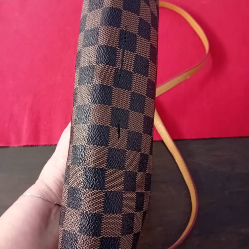 Shoulder bag in black-tan faux leather like new, 35x32 cm