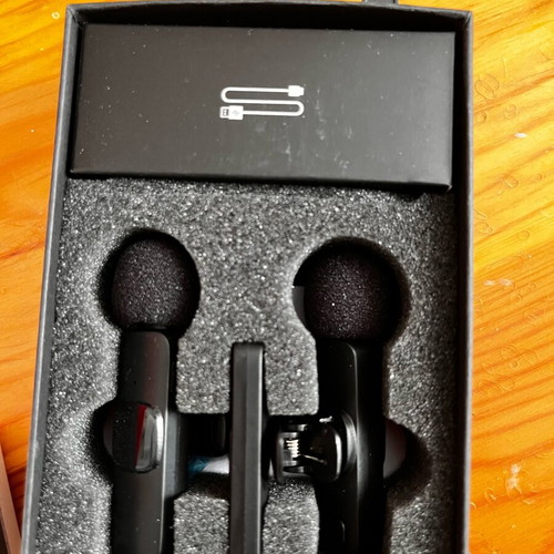 Microphones like new