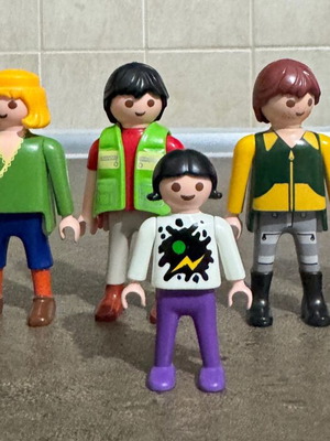 Playmobil figures used, various