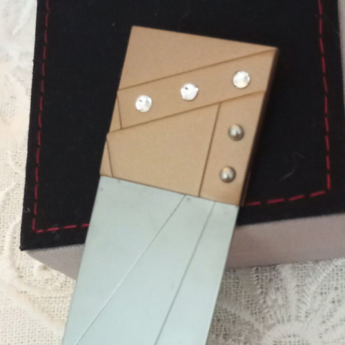 Swarovski bookmark used with crystals