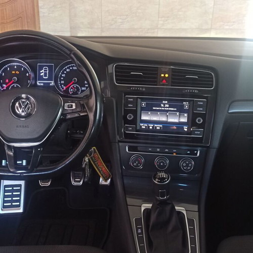 Volkswagen Golf TSI 2017 used, manual, petrol, 154000 km