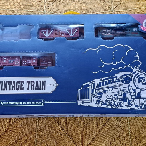 Train set missing engine, like new
