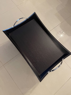 Serving tray with legs like new, for bed or sofa