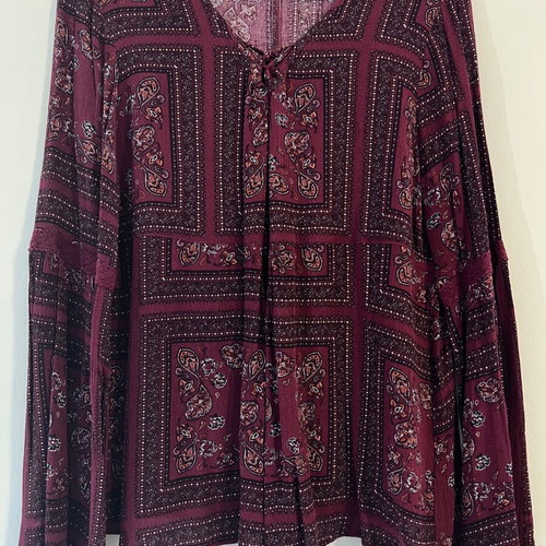 Cotton On women's boho blouse like new, 100% viscose, paisley pattern