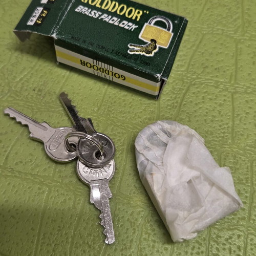Padlock security new with 3 keys