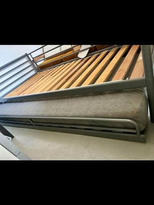 Sofa bed with pull out bed like new without mattress