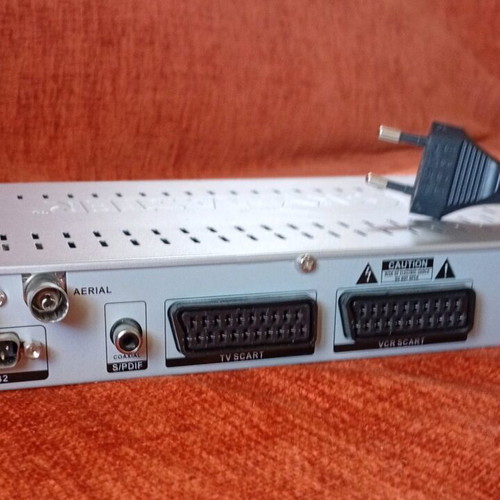 Skymaster DT400 satellite receiver used with indoor antenna
