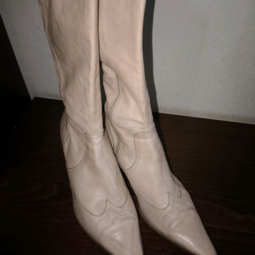 Women's beige boots like new size 40