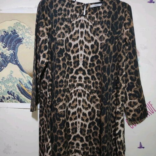 Leopard dress with 3/4 sleeve like new, XS/S, black and brown