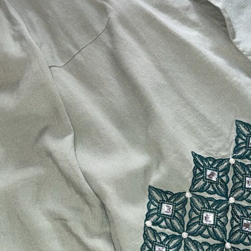 Vintage linen jacket in pistachio color with embroidery, like new, size L