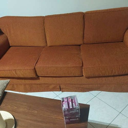 Living room set with three-seat sofa, two-seat sofa, stool and table made of baked beech, like new, chenille fabric brick red