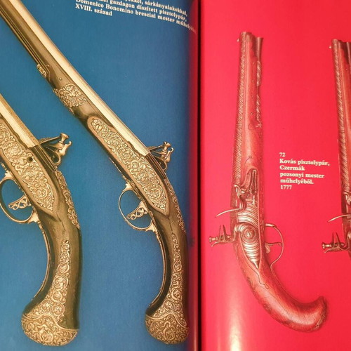 Old Weapons Album used, 290 pages, 1989 edition