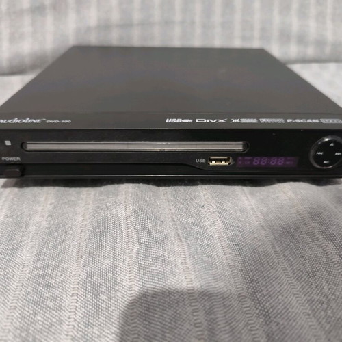 DVD player used in good condition