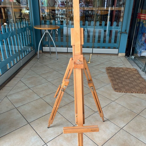 Mabef wooden easel used, height 135cm